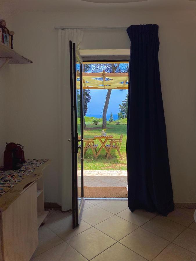 La Dimora Di Ulisse Aparthotel ซานตา เชซาเรอา แตร์เม ภายนอก รูปภาพ
