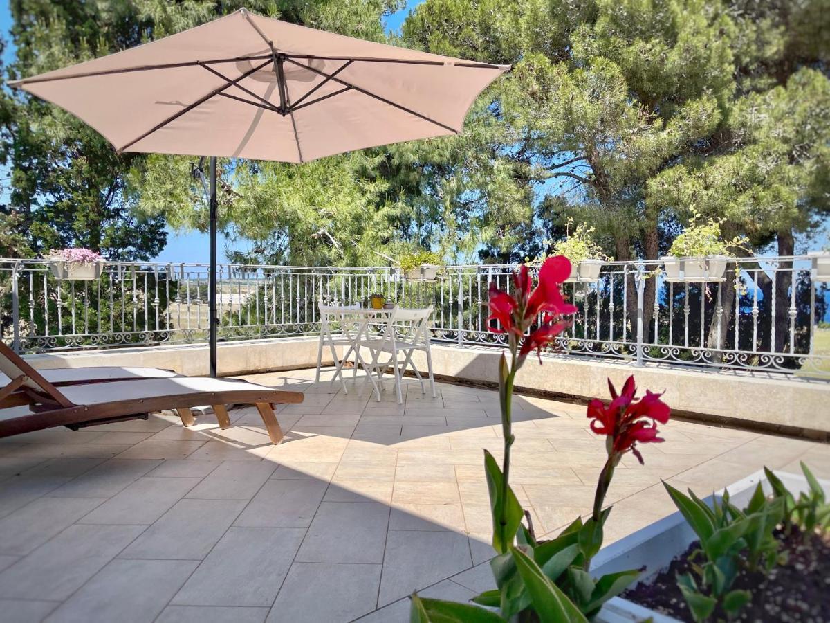 La Dimora Di Ulisse Aparthotel ซานตา เชซาเรอา แตร์เม ภายนอก รูปภาพ