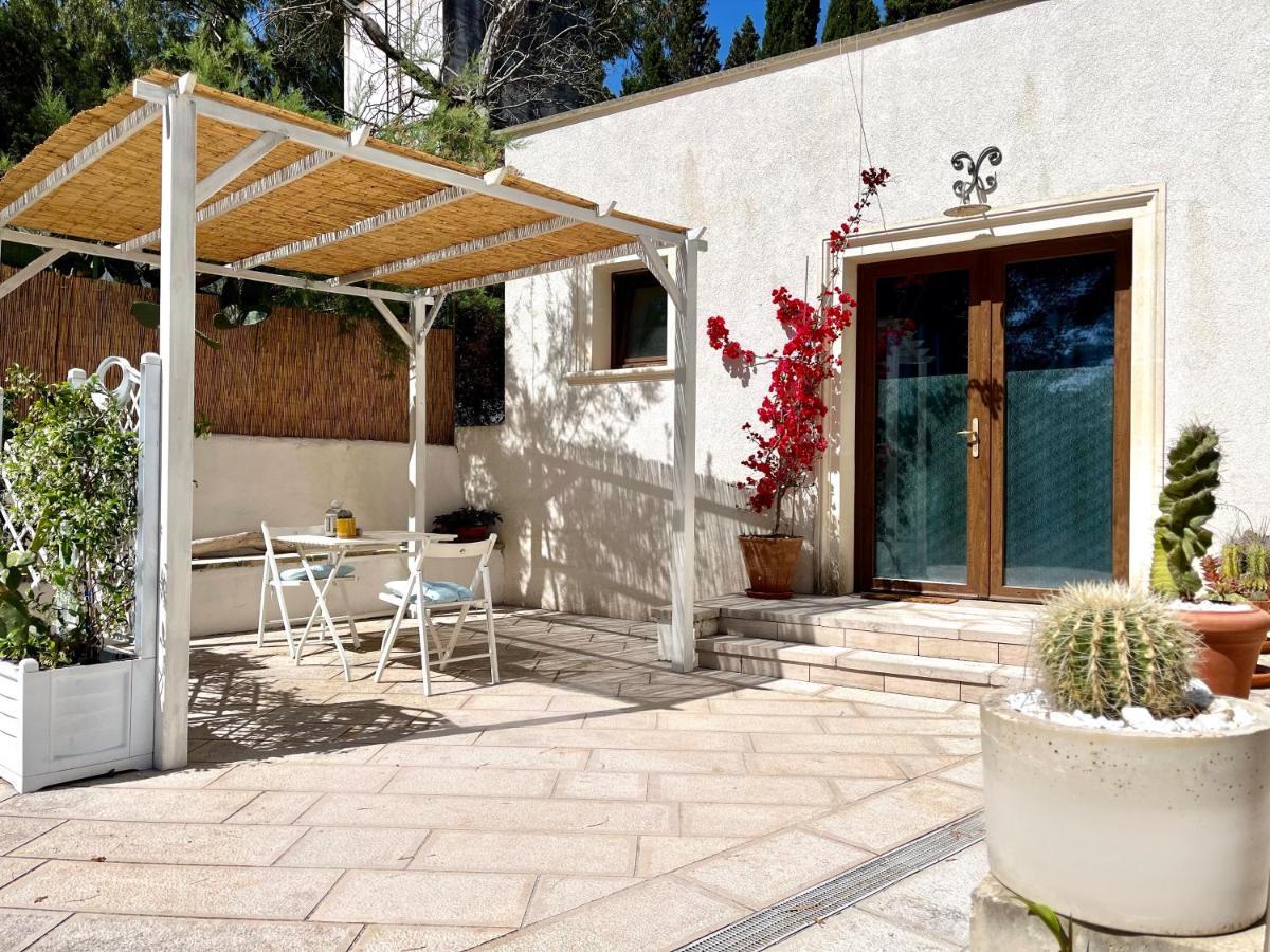La Dimora Di Ulisse Aparthotel ซานตา เชซาเรอา แตร์เม ภายนอก รูปภาพ